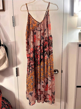 Mystree Tiered Maxi Dress Abstract Brown & Pink pattern Size Small